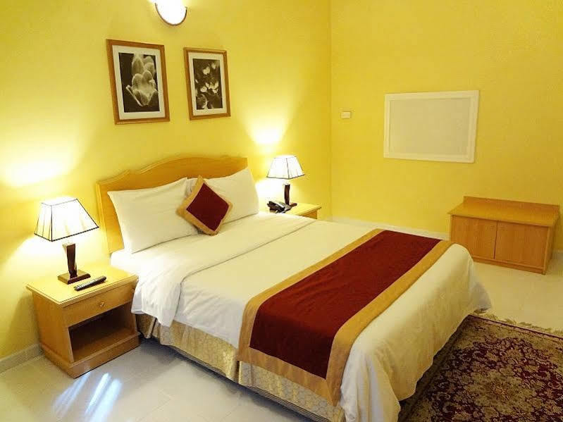 Welcome Hotel Apartments 1 Дубай Екстер'єр фото