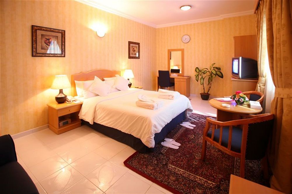 Welcome Hotel Apartments 1 Дубай Екстер'єр фото